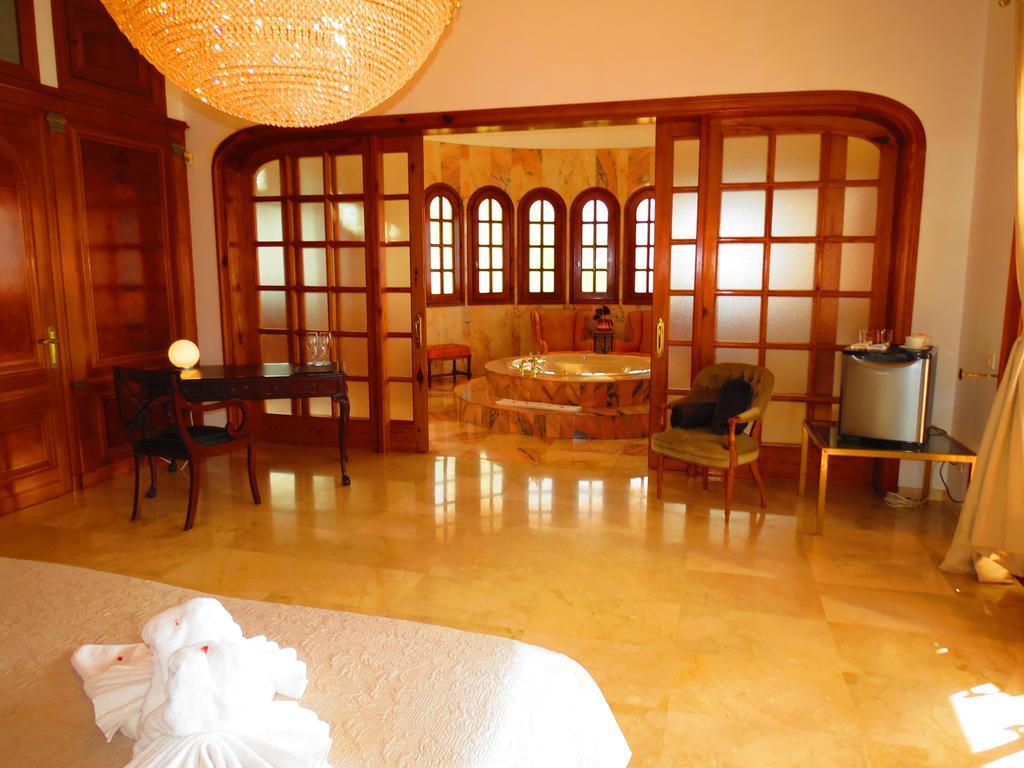 Heaven In Europe 88 Villa Santa Úrsula Kültér fotó